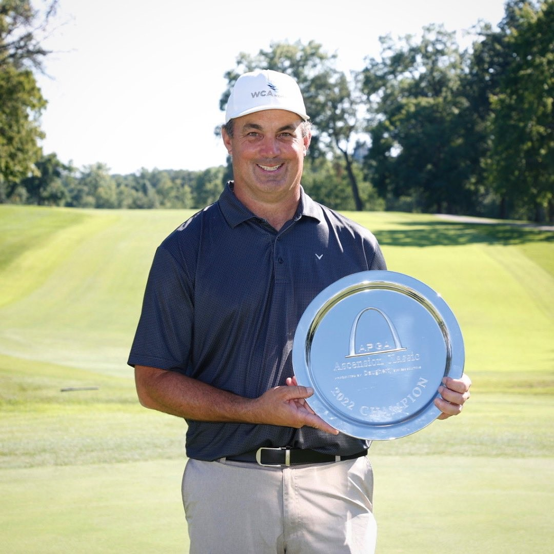 APGA Tour Ascension Classic Winner Brad Adamonis and trophy made by Malcolm DeMille